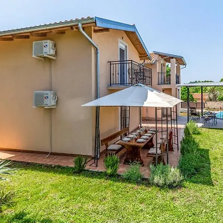 House Palmera With Swimming Pool And A Large Terrace Villa *