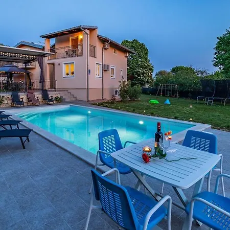Villa House Palmera With Swimming Pool And A Large Terrace