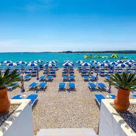 Villa House Palmera With Swimming Pool And A Large Terrace